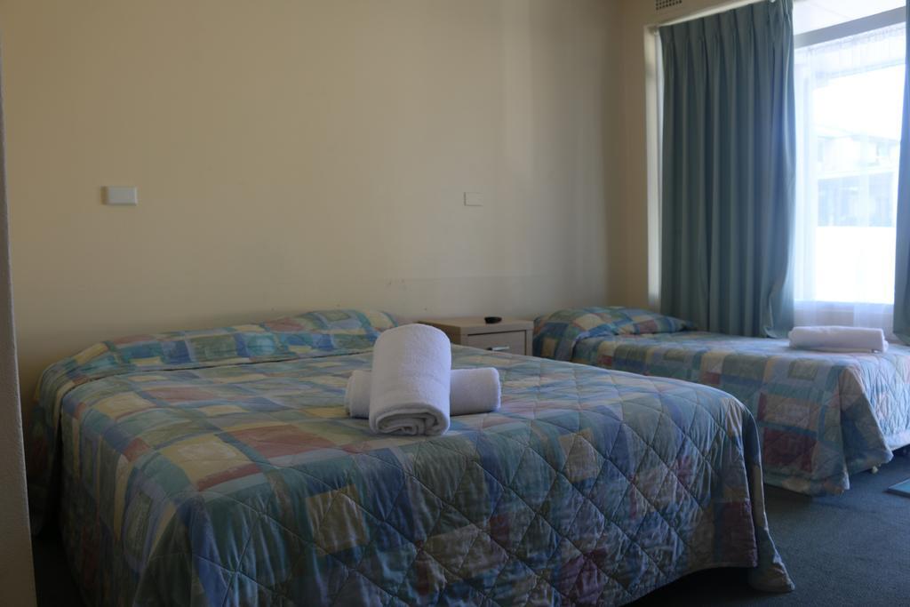 Surf Motel